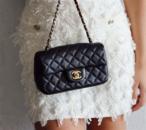 chanel cf maxi|best chanel flap.